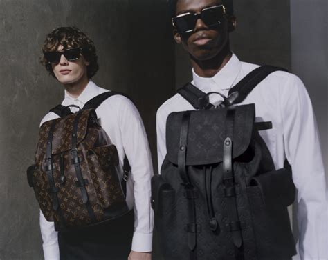 louis vuitton essentials